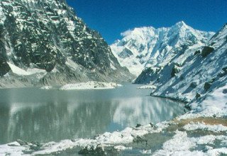 Trek du lac Tsho Rolpa (lac haut glaciaire dans la vallée de Rolwaling), 10 Jours