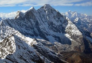 Trekking dans la vallée de Rolwaling et au col de Tashi Lapcha, 18 Jours