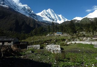 Trek autour du Manaslu, 12 Jours | Voyages en groupe - Trek au départ fixe 2024