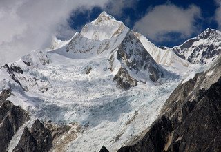 Trek autour du Manaslu, 12 Jours | Voyages en groupe - Trek au départ fixe 2024