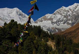 Trek autour du Manaslu, 12 Jours | Voyages en groupe - Trek au départ fixe 2024