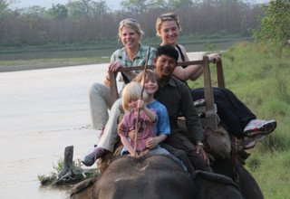 Annapurna Panorama Trek mit Rafting und Chitwan Tour für Familien mit Kindern 14 Tage