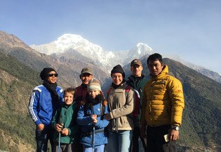 Annapurna Paronama Trek pour Familles avec Rafting et parc Chitwan, 14 Jours