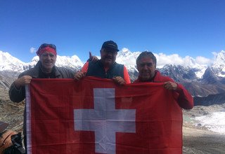 Renjo-La Pass Trekking (North of Namche Bazzar), 14 Days