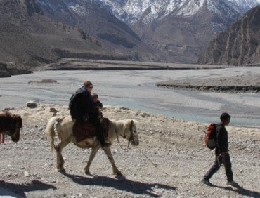 Jomsom Muktinath Trek pour les familles (Vacances parfaites pour la mousson), 10 Jours