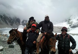 Randonnée à cheval au camp de base Everest, 15 Jours