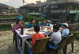 Mardi Himal Trek pour les familles, 10 Jours