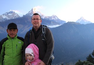 Annapurna Paronama Trek pour Familles avec Rafting et parc Chitwan, 14 Jours