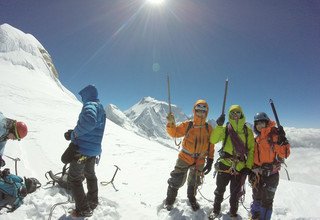 Larkya Peak Climbing, 19 Days