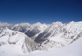 Larkya Peak Climbing, 19 Days