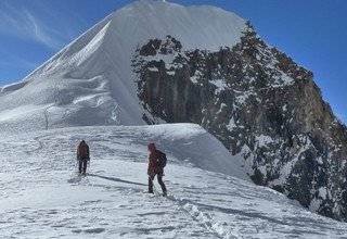 Escalade de Tharpu Chuli | Pic Tent 5695m | 17 Jours