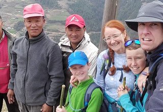 Trek du sentier culturel du bas Solukhumbu (Sherpaland) pour les familles, 9 Jours