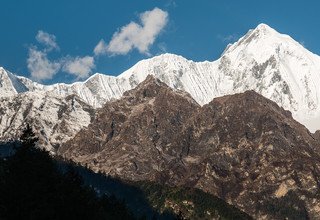 Annapurna Circuit with Tilicho Lake Trek, 16 Days