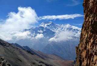 Nar Phu Valley Trek via Kang-La Pass, 16 Days