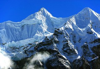 Mera Peak Climbing, 17 Days