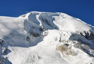 Escalade de Dhampus Peak | Pic Thapa 6012m - 20 Jours