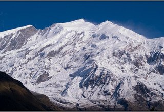 Escalade de Dhampus Peak | Pic Thapa 6012m - 20 Jours