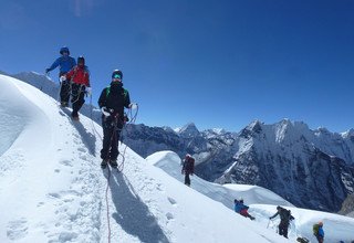 Escalade de Island Peak | Pic Island 6189m - 20 Jours