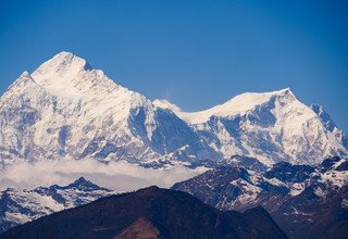 Lumba Sumba Pass Trekking (Kanchenjunga-Makalu), 22 Jours