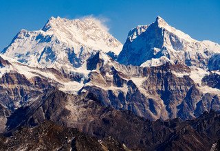 Lumba Sumba Pass Trek (Kanchenjunga-Makalu), 22 Days