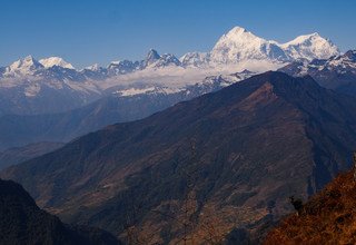 Lumba Sumba Pass Trek (Kanchenjunga-Makalu), 22 Days