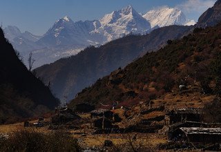 Lumba Sumba Pass Trekking (Kanchenjunga-Makalu), 22 Tage