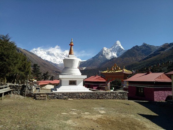 Stupa in Tengboche and Everest Range in Khumbu