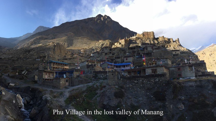 Phu Valley in Manang Valley