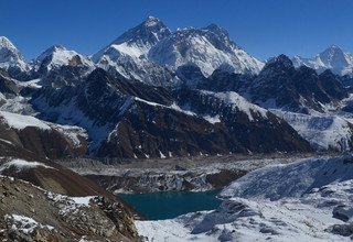 Everest Three Passes Trek via Renjo-La, Cho-La and Khongma-La Pass, 20 Days