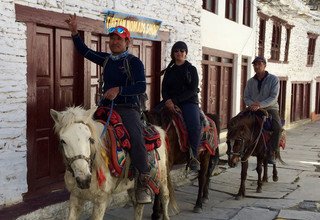 Randonnée à cheval vers l'Upper Mustang, 15 Jours