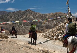 Randonnée à cheval vers l'Upper Mustang, 15 Jours