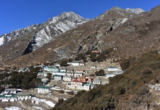 Meditative Wanderung zu Buddhistischen heiligen Stätten in der Region Khumbu, 16 Tage