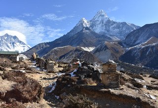 Meditative Wanderung zu Buddhistischen heiligen Stätten in der Region Khumbu, 16 Tage