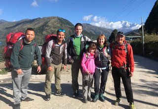 Trek du sentier culturel du bas Solukhumbu (Sherpaland) pour les familles, 9 Jours