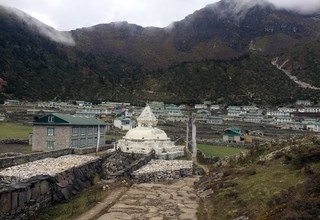 Meditative Wanderung zu Buddhistischen heiligen Stätten in der Region Khumbu, 16 Tage