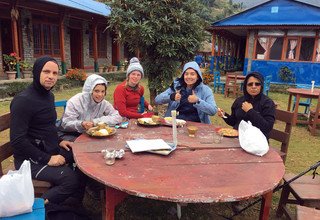 Annapurna Foothills Trek pour les familles, 8 Jours