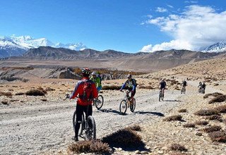 Randonnée VTT dans le Haut Mustang, 16 Jours