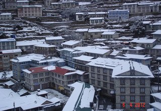 Renjo-La Pass Trekking (au nord de Namche Bazaar), 14 Jours