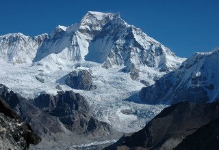 Renjo-La Pass Trekking (North of Namche Bazzar), 14 Days