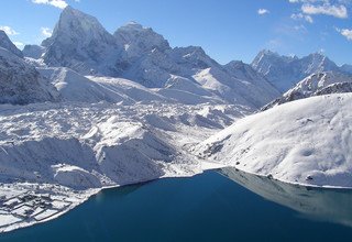 Renjo-La Pass Trekking (au nord de Namche Bazaar), 14 Jours