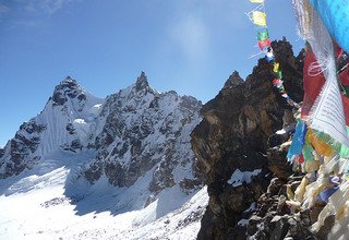 Everest à la dure, via Renjo Pass, Chola Pass et Khongmala Pass Lodge Trek, 18 jours de départ fixe!