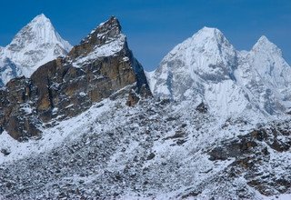 Everest à la dure, via Renjo Pass, Chola Pass et Khongmala Pass Lodge Trek, 21 Jours de départ fixe!