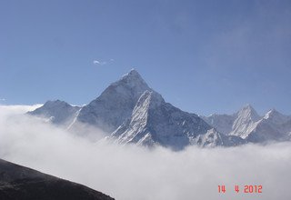 Everest the hard way, via Renjo Pass, Chola Pass and Khongmala Pass Lodge Trek, 21 Days Fixed Departure!