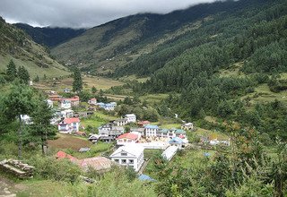 Trek du sentier culturel du bas Solukhumbu (Sherpaland) pour les familles, 9 Jours