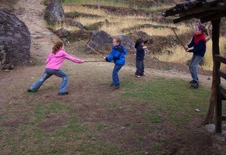 Trek du sentier culturel du bas Solukhumbu (Sherpaland) pour les familles, 9 Jours