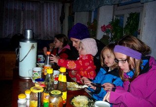 Trek du sentier culturel du bas Solukhumbu (Sherpaland) pour les familles, 9 Jours